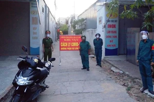 Thêm 4 người ở Nghệ An dương tính với COVID-19