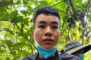 Bắt kẻ liều lĩnh ôm súng lập lán bán ma túy