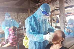 Lấy mẫu lần 4 thì cho kết quả dương tính với SARS-CoV-2