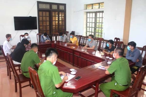 Nhóm thanh niên đi hát karaoke giữa mùa dịch bị phạt hơn 100 triệu đồng