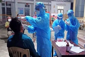 Từ Quảng Trị đi xe máy về quê cách ly 25 ngày, dương tính COVID-19