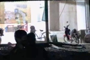 1 học sinh lớp 3 bị sát hại dã man khi ở nhà một mình