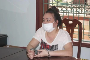 Nghệ An: Bắt 2 phụ nữ và 7 người ghi lô đề với số tiền 15 tỉ đồng