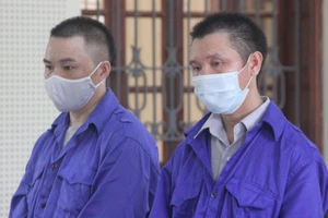 Buôn 6 bánh heroin, cháu lãnh án tử, chú tù chung thân