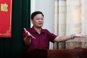 Bí thư phường cứu 3 trẻ em đuối nước: ‘Vợ khóc nói sao anh liều vậy’