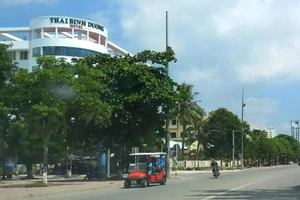 Cháu bé 10 tuổi tử vong trong bể bơi khách sạn