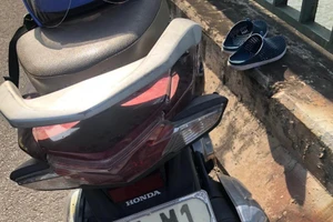 Phát hiện xe máy và lá thư ‘bị người đàn ông lừa” trên cầu Bến Thủy 2