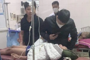 Nổ lớn trong nhà bếp, 3 người thương vong