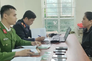 Bắt 'bà trùm' mang 20 tỉ cho vay lãi nặng