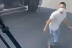 Trả hồ sơ vụ người trên xe hơi chặn, đập vỡ kính xe khách