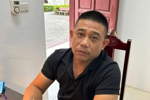 Tạm giữ hình sự 3 người xưng làm báo cưỡng đoạt tài sản