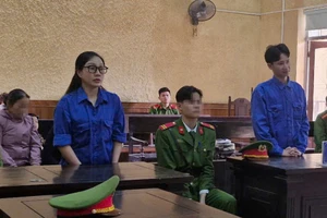 Nhóm bị cáo đưa người sang khu Tam Giác Vàng làm khổ sai lãnh án