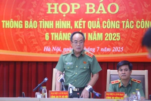 Sẽ dẫn độ 1 phụ nữ liên quan vụ lừa đảo ngàn tỉ về Việt Nam 