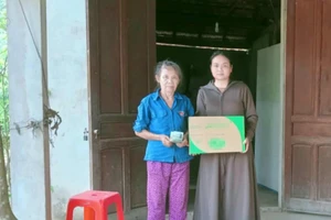 Hoàn cảnh khó khăn của người bán mít bị khách ăn thử rồi không 'đền' 5 ngàn đồng