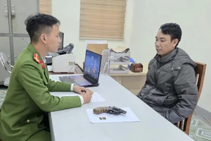 Khởi tố người 'nổ súng góp vui' tại đám cưới 