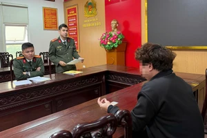 Phạt người chuyển cuộc gọi đòi nợ đến đường dây nóng Bộ Công an