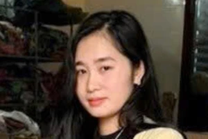 Tạm giữ cô gái mang pháo nổ từ Nghệ An ra bán ở Hà Nội