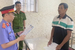 Nghi hàng xóm làm chết 3 con vịt, bị cáo cầm dao rồi lãnh 4 năm tù