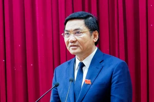 Ông Hoàng Nghĩa Hiếu tái đắc cử Chủ tịch HĐND tỉnh Nghệ An 