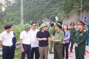 Công an Phú Thọ thông tin vụ xe khách chở 29 người bị lật ở Tam Đảo