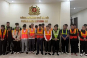 Khởi tố 26 bị can trong vụ kinh doanh bóng cười tại 'Sành Lounge'