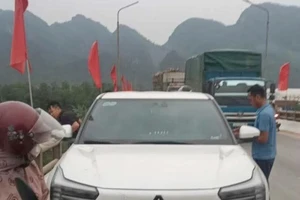 Tìm thấy thi thể cô gái dưới sông sau 1 ngày phát hiện ô tô để trên cầu