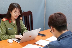 Người chế ảnh ‘ngất tại cây xăng’ bị công an mời làm việc 