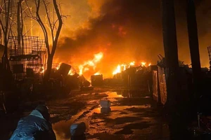 Công an thông tin về vụ cháy tại bãi đất chứa dầu thải ở Hà Nội 