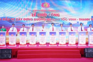 Khởi công dự án cao tốc Vinh - Thanh Thủy kết nối Việt Nam và Lào