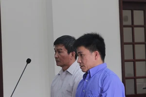 Rắc rối kết luận định giá vụ sà lan tông sập cầu Ghềnh