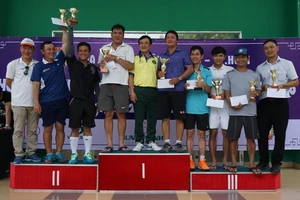 Tòa án quận 5 tổ chức hội thao truyền thống