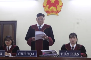 Công nhận Lê Linh là tác giả duy nhất của Thần đồng đất Việt