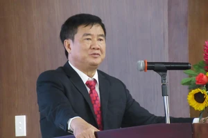 Giám đốc Sở Tư pháp TP.HCM: Chưa phải đóng cửa, rút giấy phép văn phòng công chứng nào