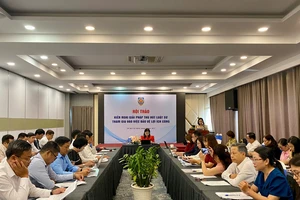 Có nên xây dựng chế định luật sư công?