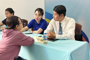 Giải đáp thắc mắc vì sao chồng chết phải chia tài sản cho cha mẹ chồng