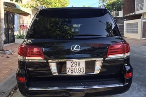 Phó chủ tịch tỉnh Hậu Giang trả lại biển số công của xe Lexus