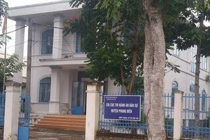 Chi cục trưởng làm thất thoát tiền tỉ đến VKS trình báo