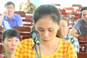 Bán ma túy kiếm tiền… nuôi con 