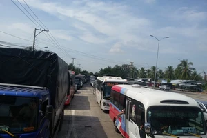 BOT Cai Lậy phải liên tục xả trạm trưa 2-12