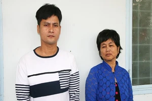 Khởi tố 2 mẹ con chuyển tiền qua biên giới Tây Nam