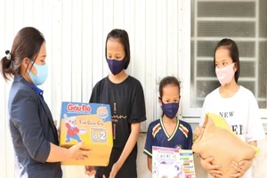 Kiên Giang: 183 tỉ đồng hỗ trợ người dân khó khăn do dịch