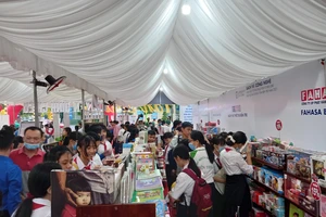 Độc đáo 'Đường sách Xứ Dừa' 