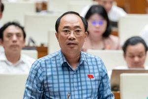 Tán thành giao Bộ trưởng Bộ Công an quyết định đối tượng cảnh vệ khi cần thiết