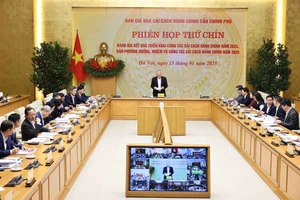 Đơn giản hóa thủ tục hành chính, gỡ những nút thắt gây lực cản cho tăng trưởng