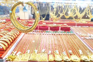 Giá vàng biến động mạnh do ảnh hưởng từ cuộc bầu cử tổng thống Mỹ. Ảnh: TL