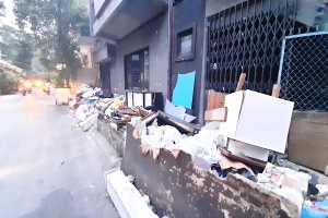 Góc ảnh: Đường ngổn ngang rác 