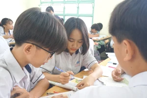 Tăng tốc ôn thi cuối cấp giữa mùa dịch 