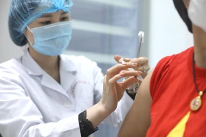 Đẩy nhanh tiến độ nghiên cứu vaccine made in Vietnam
