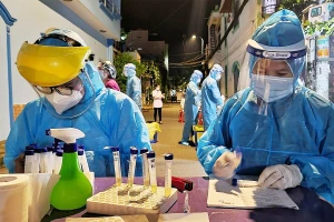 TP.HCM kêu gọi mọi người dân chủ động khai báo y tế