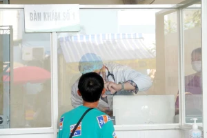 Bệnh viện ở TP.HCM vững vàng trước 2 thử thách